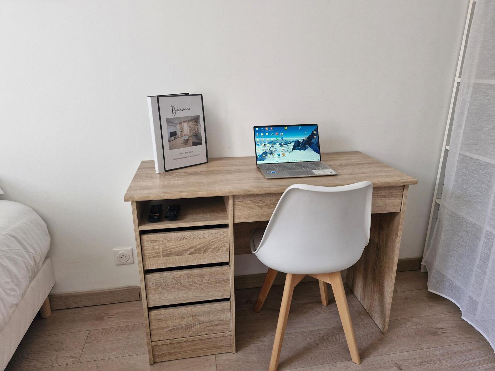 Appartement Tout Confort A 2 Pas Du Centre Ville Aubagne Exterior photo