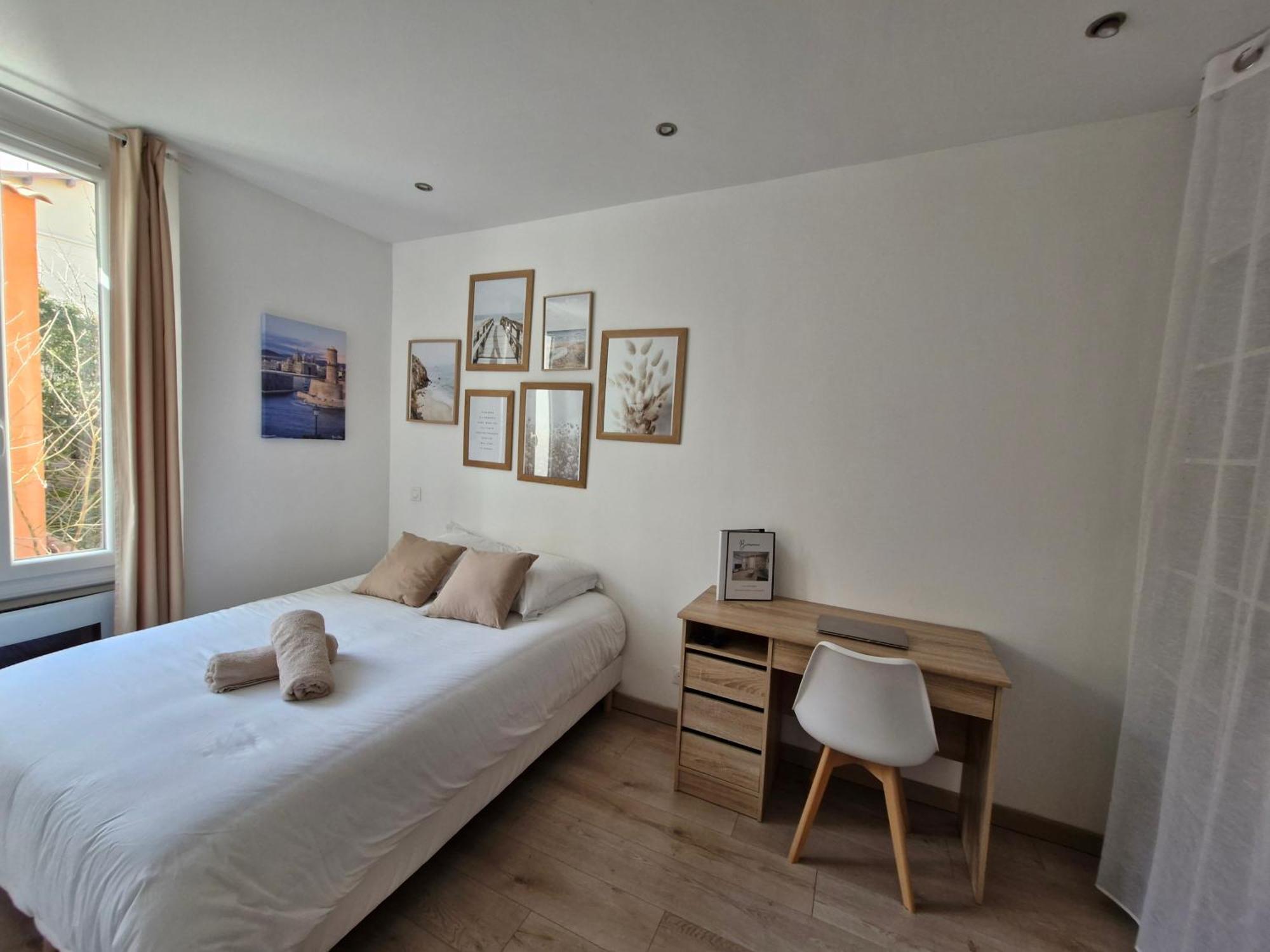 Appartement Tout Confort A 2 Pas Du Centre Ville Aubagne Exterior photo