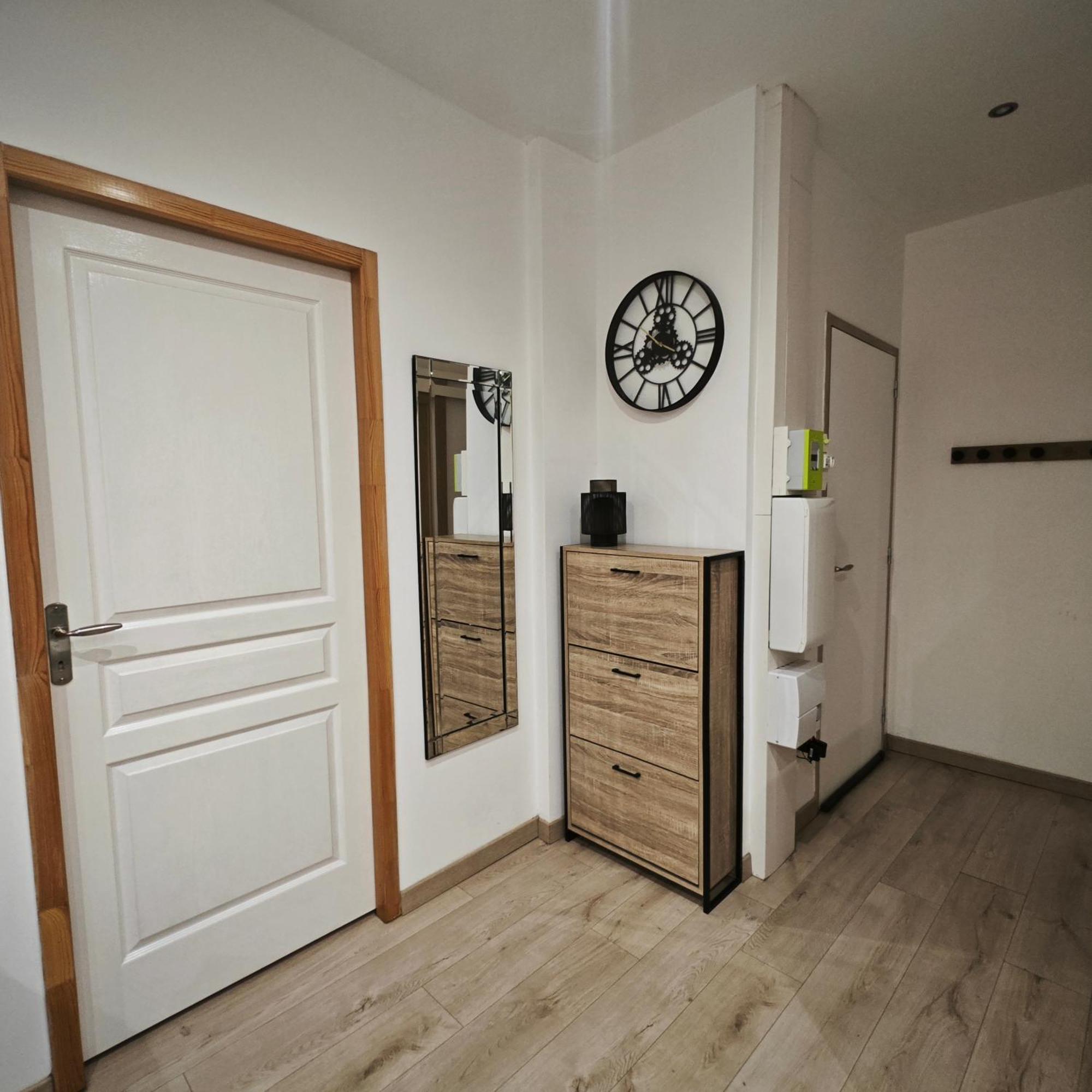 Appartement Tout Confort A 2 Pas Du Centre Ville Aubagne Exterior photo